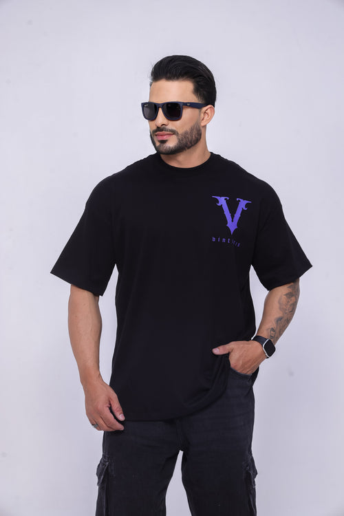 Camiseta oversized VINTTRÊS preta - 230g
