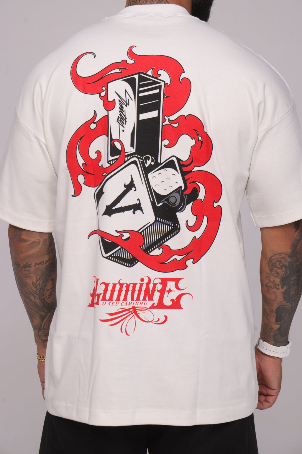 Camiseta oversized 23 "ILUMINE" - 230g