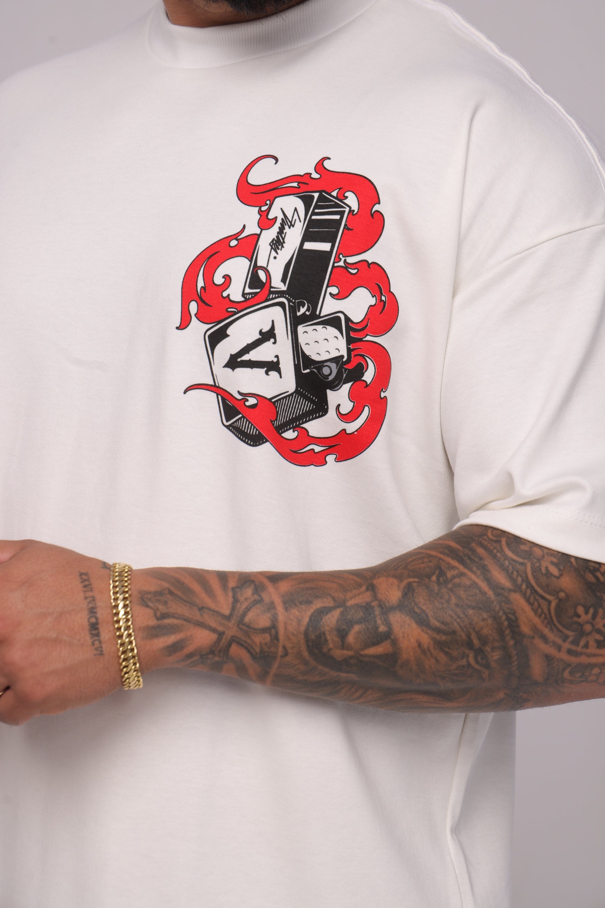 Camiseta oversized 23 "ILUMINE" - 230g