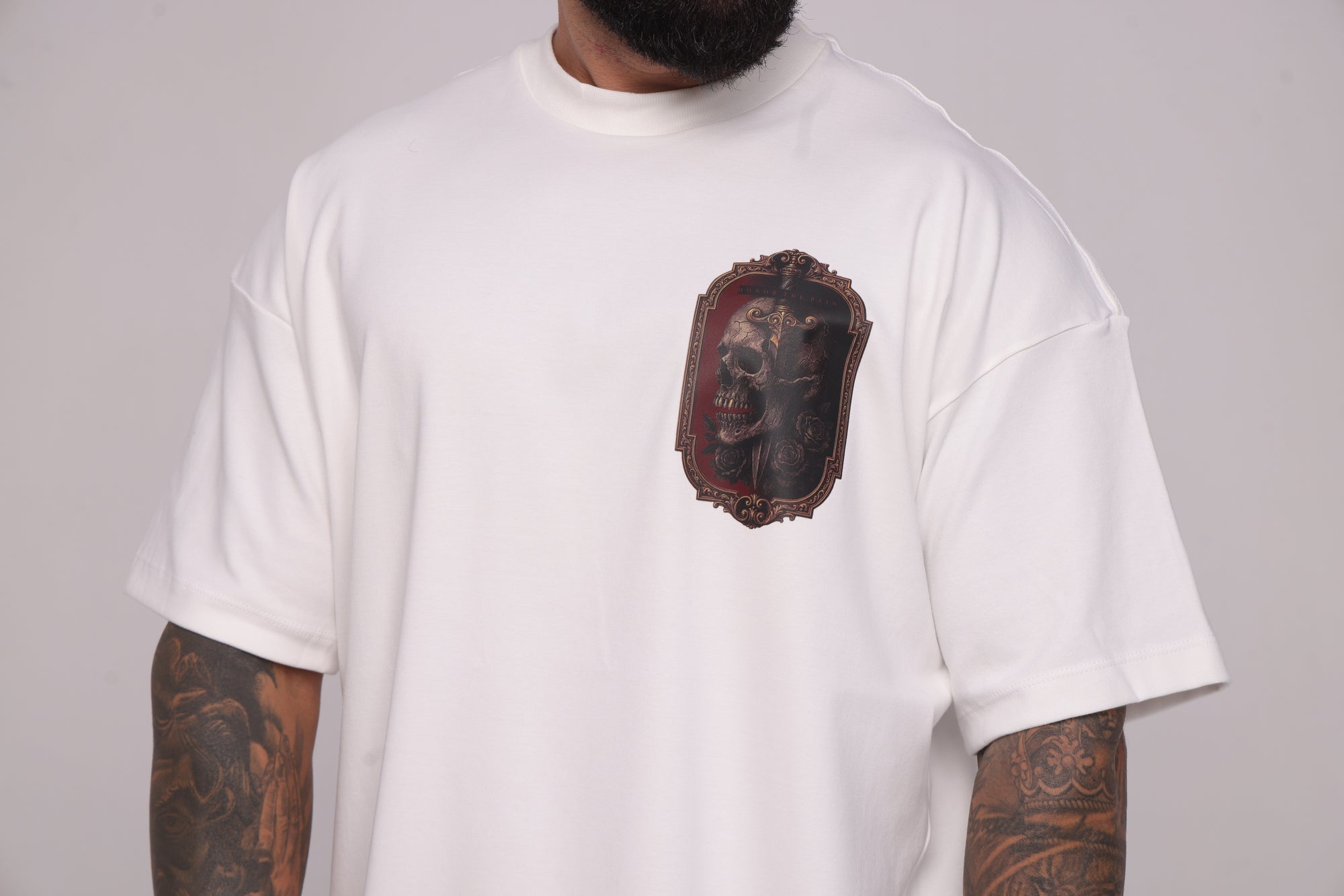 Camiseta oversized "Win in silence" - 230g